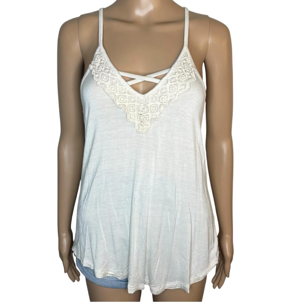 Rue21 Ivory V-Neck Cutout Front Sleeveless Pullover Boho Racerback Lace Tank Top